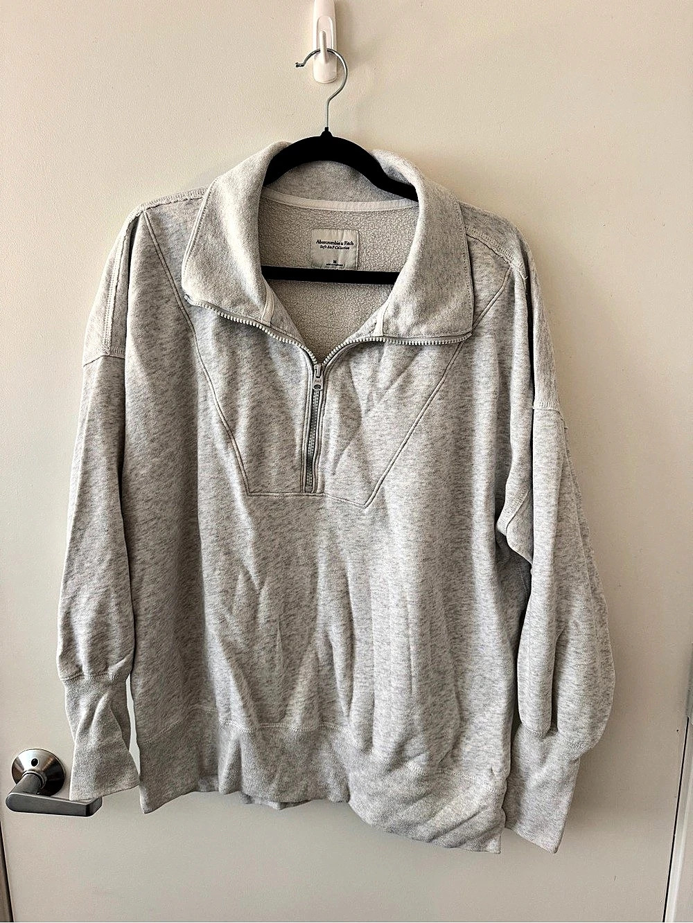 Abercrombie & Fitch Sunday Half-Zip Sweatshirt Gray